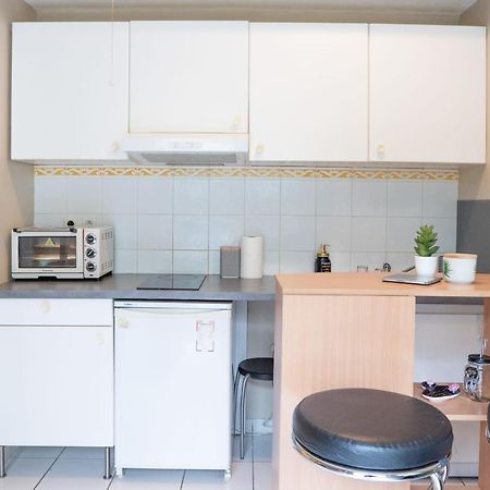 Appartamento Charming studio near JEAN MACÉ Lione Esterno foto